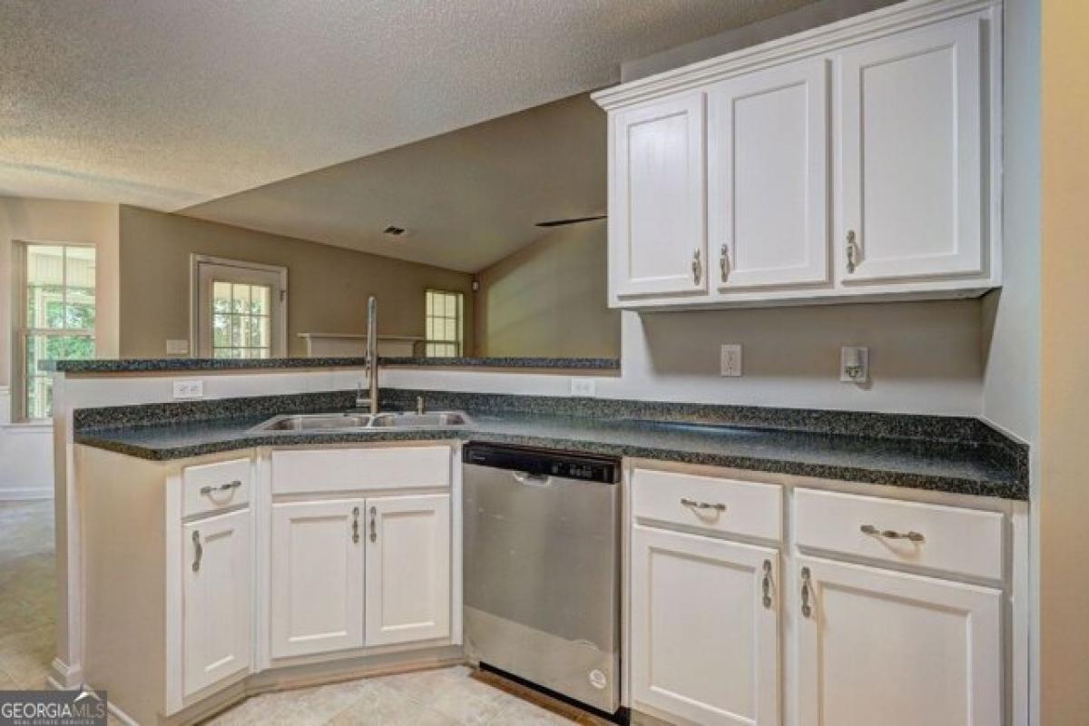 3 bedrooms House in Locust Grove, USA No. 404945