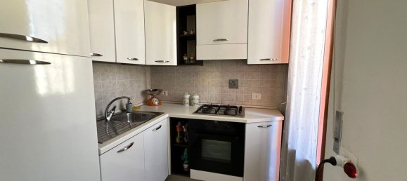 3 bedrooms Apartment in Empoli, Italy No. 348019 10