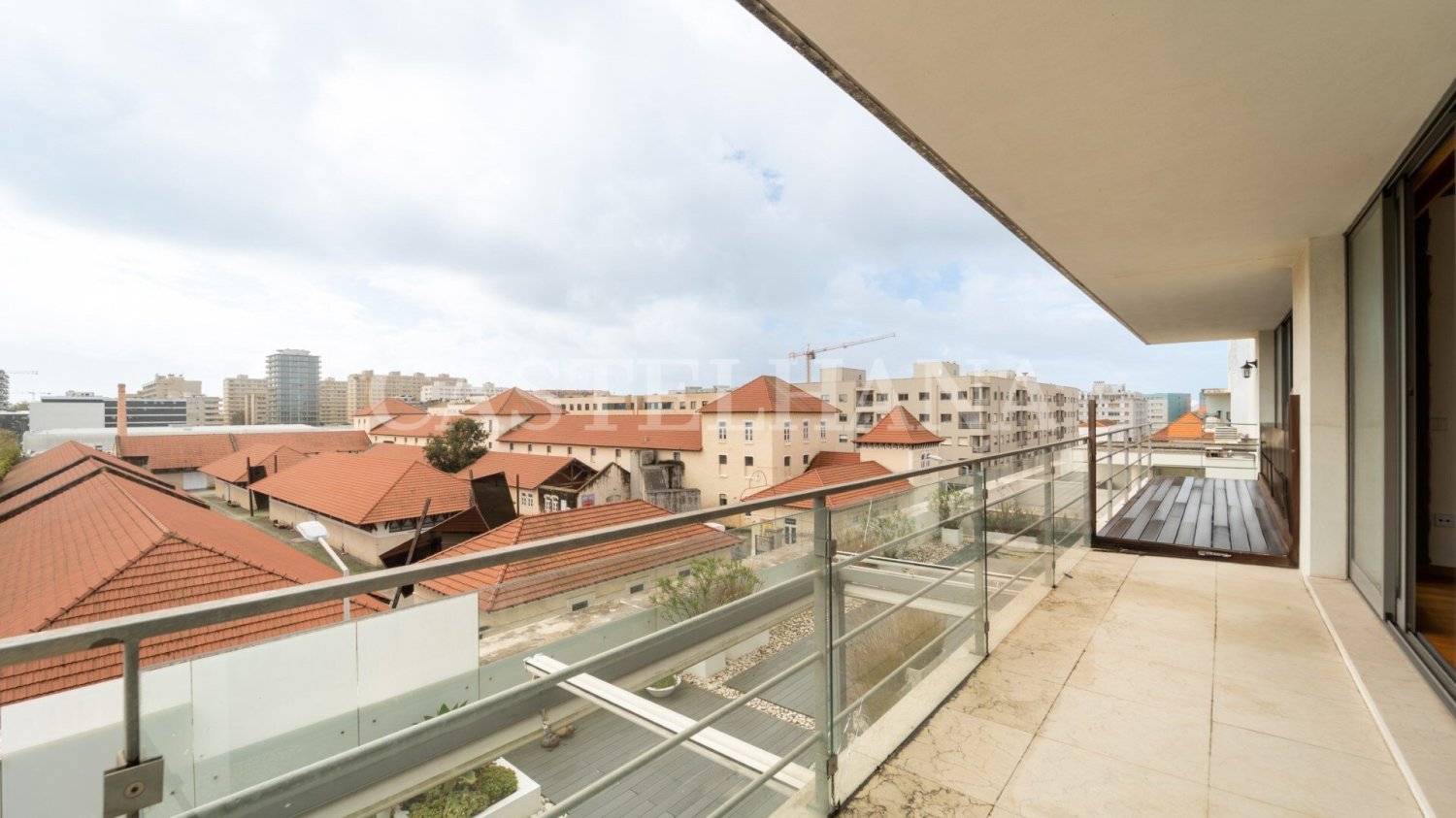 4 Schlafzimmer Doppelhaus in Matosinhos, Portugal, Nr. 137350