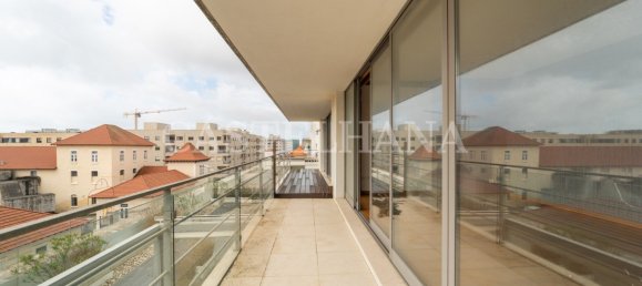 4 Schlafzimmer Doppelhaus in Matosinhos, Portugal, Nr. 137350 35