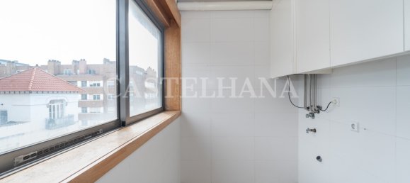 4 Schlafzimmer Doppelhaus in Matosinhos, Portugal, Nr. 137350 14