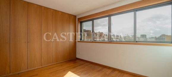 4 Schlafzimmer Doppelhaus in Matosinhos, Portugal, Nr. 137350 19