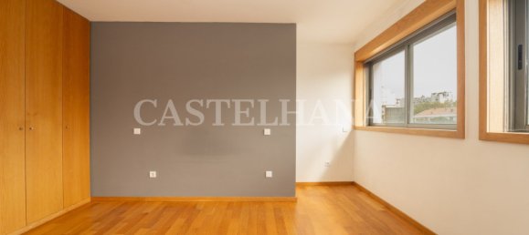 4 Schlafzimmer Doppelhaus in Matosinhos, Portugal, Nr. 137350 27