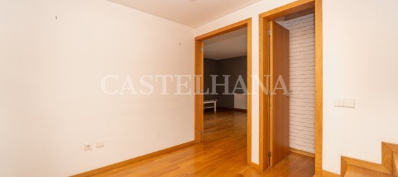 4 Schlafzimmer Doppelhaus in Matosinhos, Portugal, Nr. 137350 33