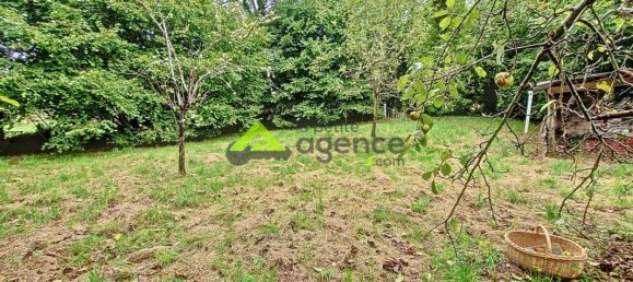 Terreno en Saint-Yrieix-les-Bois, France No. 97193 3