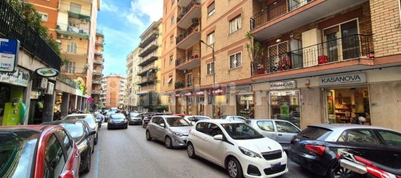1 room Commercial property in Naples, Italy No. 171595 8