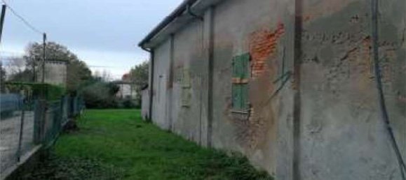 10 rooms Apartment in Mogliano Veneto, Italy No. 175377 3