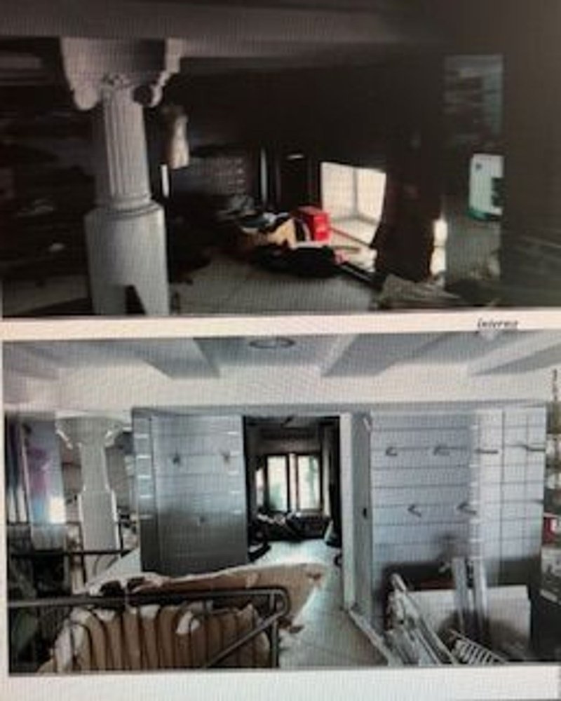 91m² Commercial property in Cosenza, Italy No. 349424