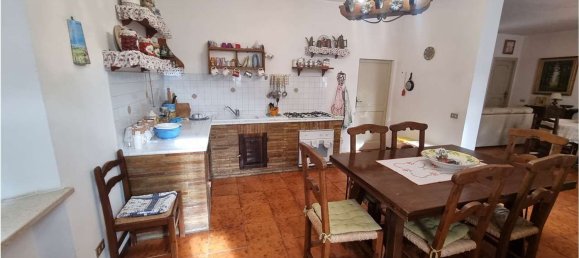 Casa de 10 divisões em Fermo, Italy N.º 138285 16