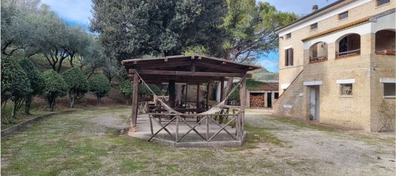 Casa de 10 divisões em Fermo, Italy N.º 138285 12
