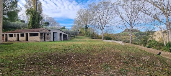 Casa de 10 divisões em Fermo, Italy N.º 138285 10
