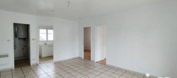 3 rooms Apartment in Saint-Etienne-du-Rouvray, France No. 313172 3