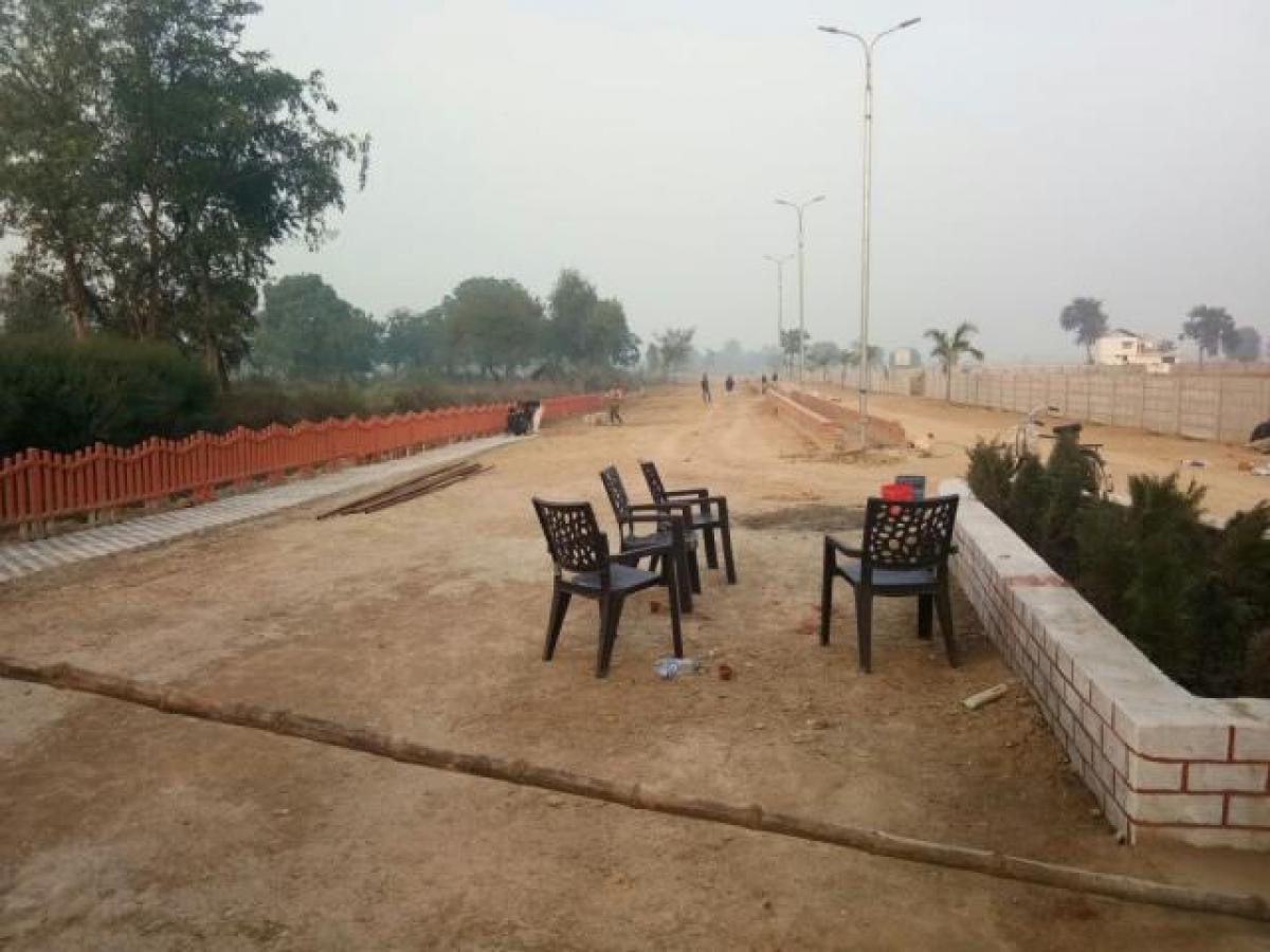  Land in Lucknow, India No. 30000