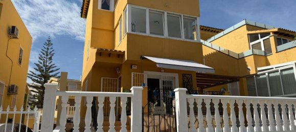 3 غرف نوم فيلا في Alicante, Spain رقم 261768 38