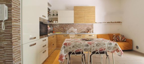 3 bedrooms Apartment in Giulianova, Italy No. 362381 8