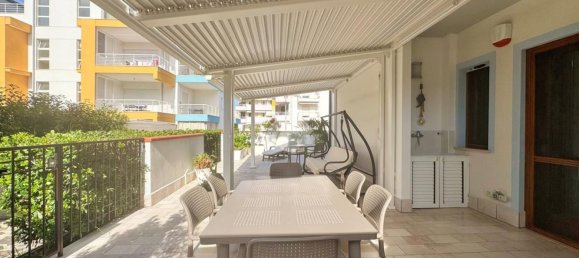 3 bedrooms Apartment in Giulianova, Italy No. 362381 11