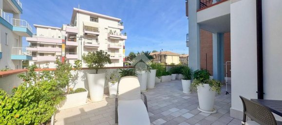 3 bedrooms Apartment in Giulianova, Italy No. 362381 15