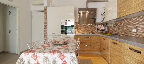 3 bedrooms Apartment in Giulianova, Italy No. 362381 4