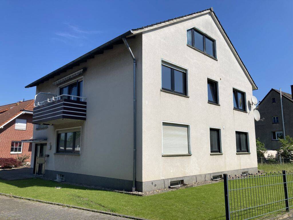 Apartamento de 3 habitaciónes en Lippe, Germany No. 121828