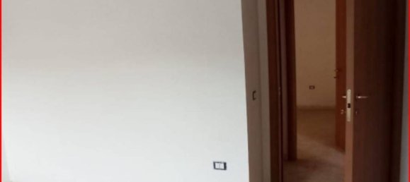 Квартира с 3 спальнями в Ночера Теринезе, Италия № 380413 4