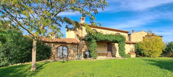 Дом с 3 спальнями в Монтайоне, Италия № 381155 4