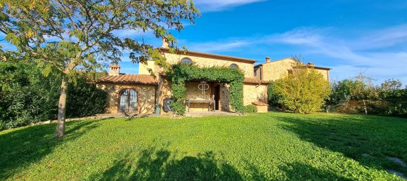 Дом с 3 спальнями в Монтайоне, Италия № 381155 2