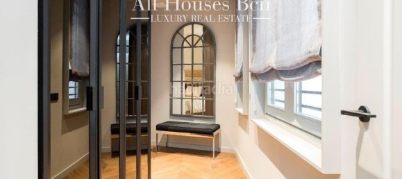 2 bedrooms Apartment in Ciutat Vella, Spain No. 103341 19