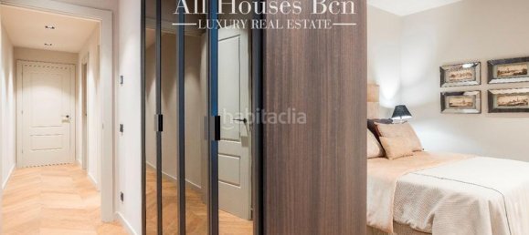 2 bedrooms Apartment in Ciutat Vella, Spain No. 103341 20