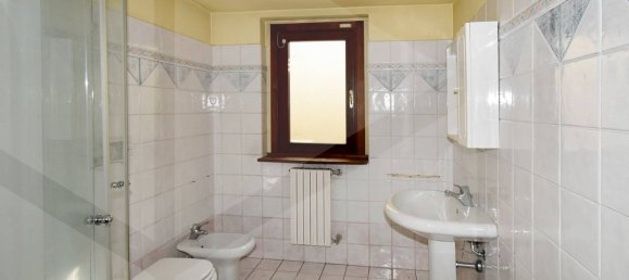 5-Zimmer Villa in Parabiago, Italy, Nr. 23684 47