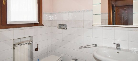 5-Zimmer Villa in Parabiago, Italy, Nr. 23684 20