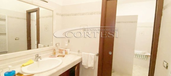 6 rooms House in Città di Castello, Italy No. 70971 12