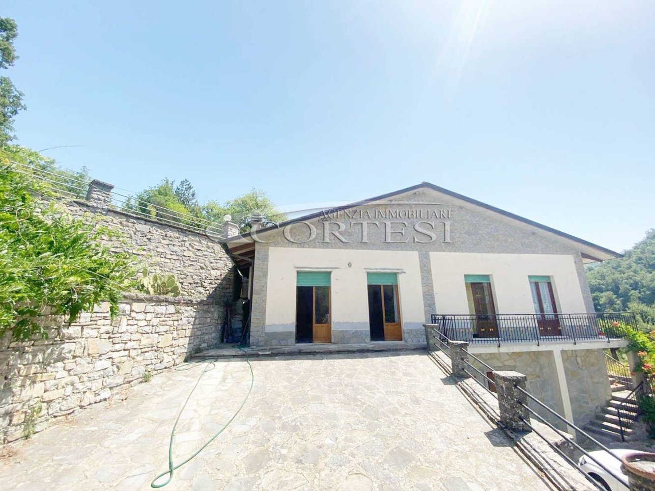 6 rooms House in Città di Castello, Italy No. 70971