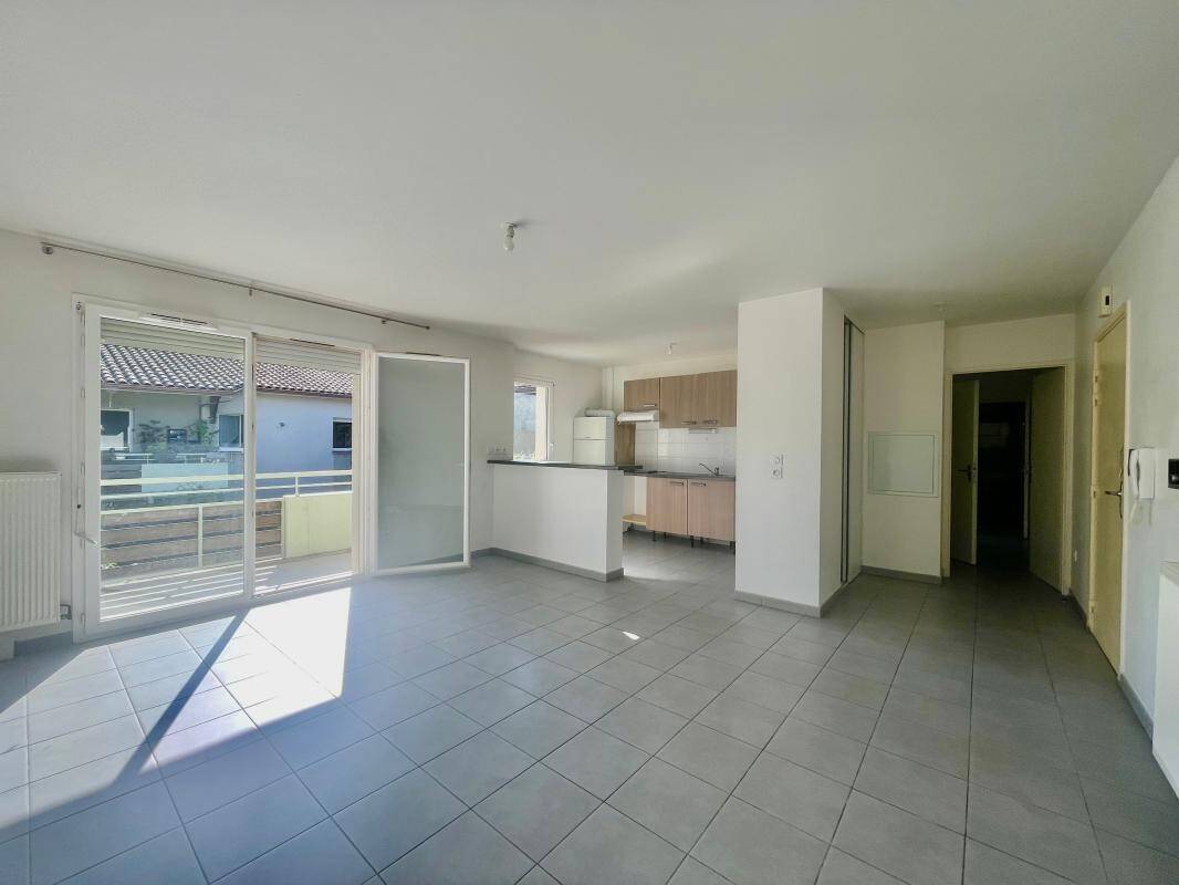 2 bedrooms Apartment in Aucamville, France No. 285229