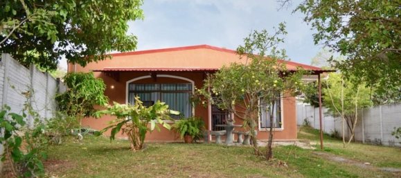 4 bedrooms House in San Rafael, Costa Rica No. 193 2