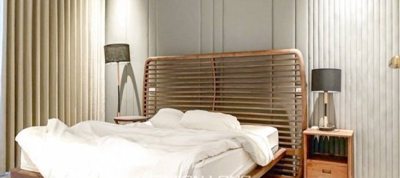 3 bedrooms House in Long Bien, Vietnam No. 692 5