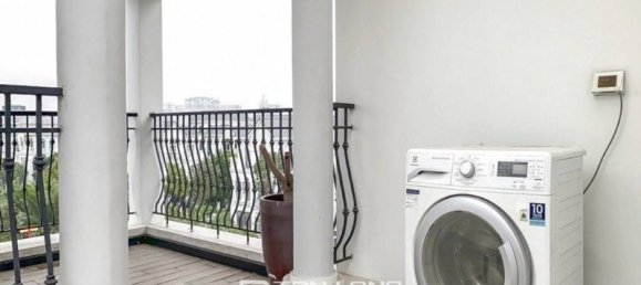 3 bedrooms House in Long Bien, Vietnam No. 692 13