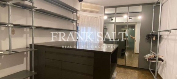 1 bedroom Apartment in Birgu, Malta No. 10649 10