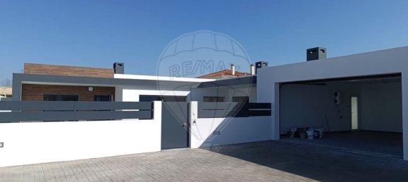 4 bedrooms House in Setubal, Portugal No. 171866 25