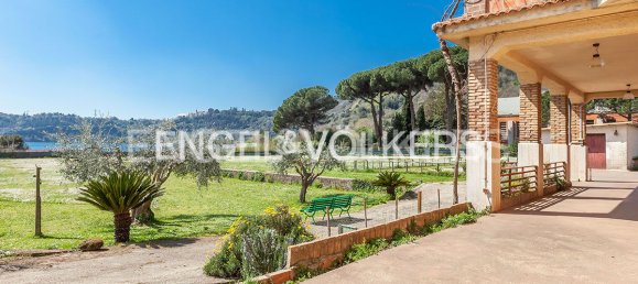 5 bedrooms House in Nemi, Italy No. 127878 5