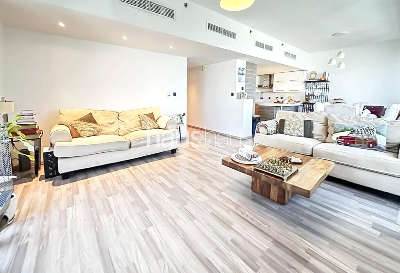3 bedrooms Apartment in Jumeirah Lake Towers, UAE No. 98771