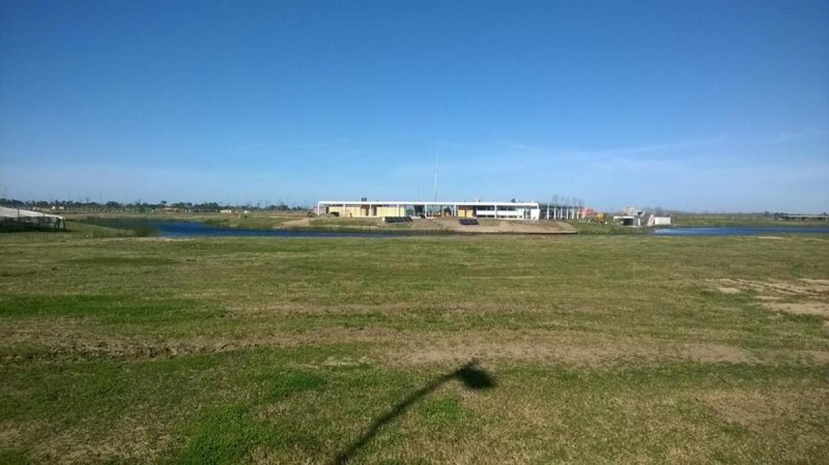  Land in Escobar, Argentina No. 118735