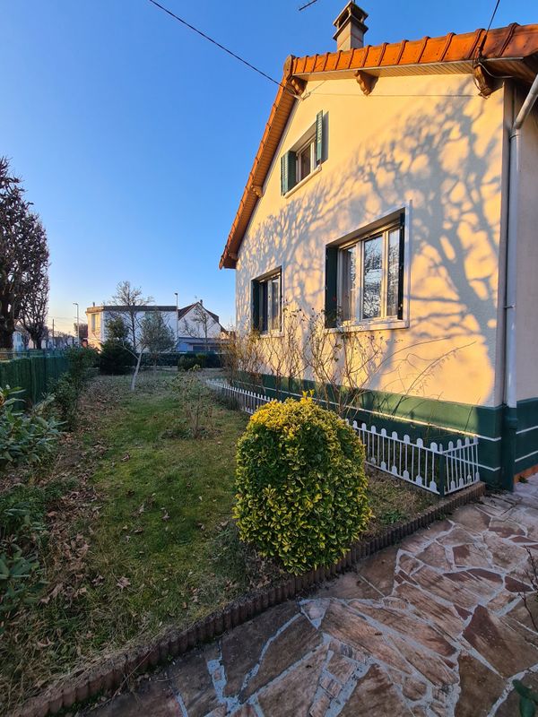 1 chambre Maison à Le Blanc-Mesnil, France No. 189653
