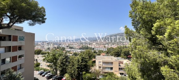 2 bedrooms Apartment in Toulon, France No. 358280 4