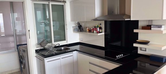 3 bedrooms Penthouse in Khlong San, Thailand No. 4391 3