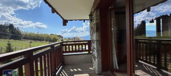 Apartamento de 2 dormitorios en Isere, France No. 335319 4