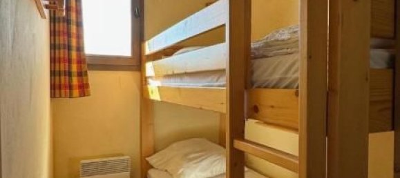 Apartamento de 2 dormitorios en Isere, France No. 335319 8