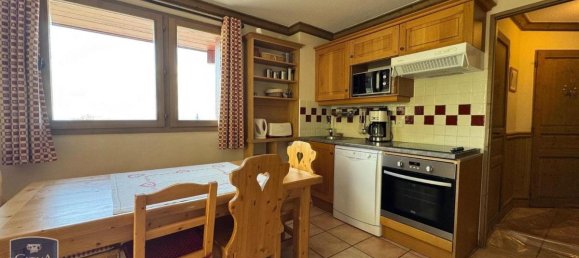 Apartamento de 2 dormitorios en Isere, France No. 335319 2