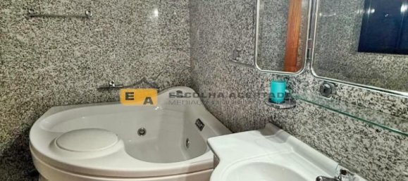 4 bedrooms House in Senhora da Hora, Portugal No. 106555 43