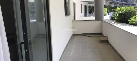 Квартира с 1 спальней в Сент-Джулианс, Мальта № 8911 2