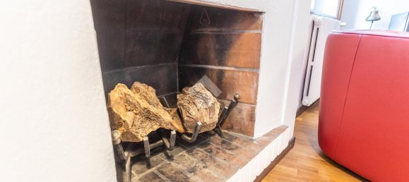 3 rooms Building in Parma, Italy No. 8610 10